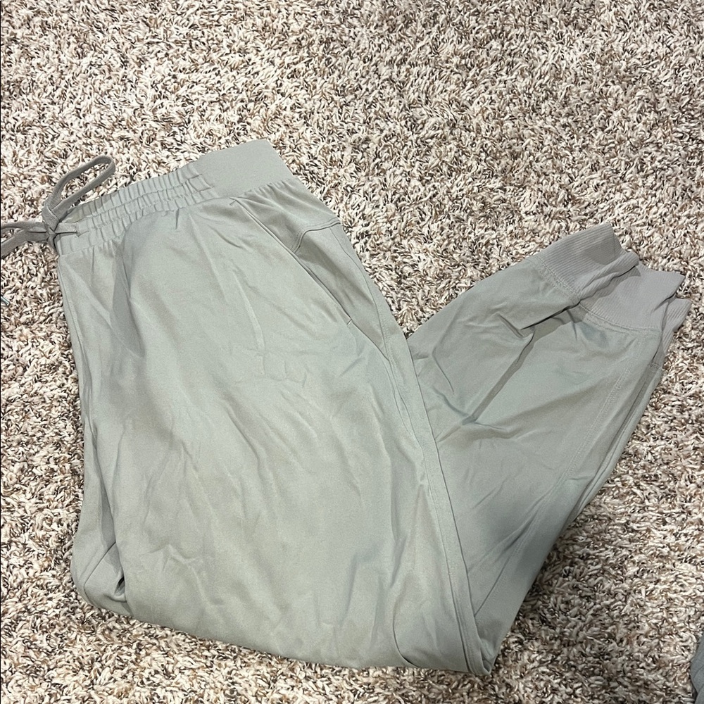 Women’s Gray Calia Jogger Pants